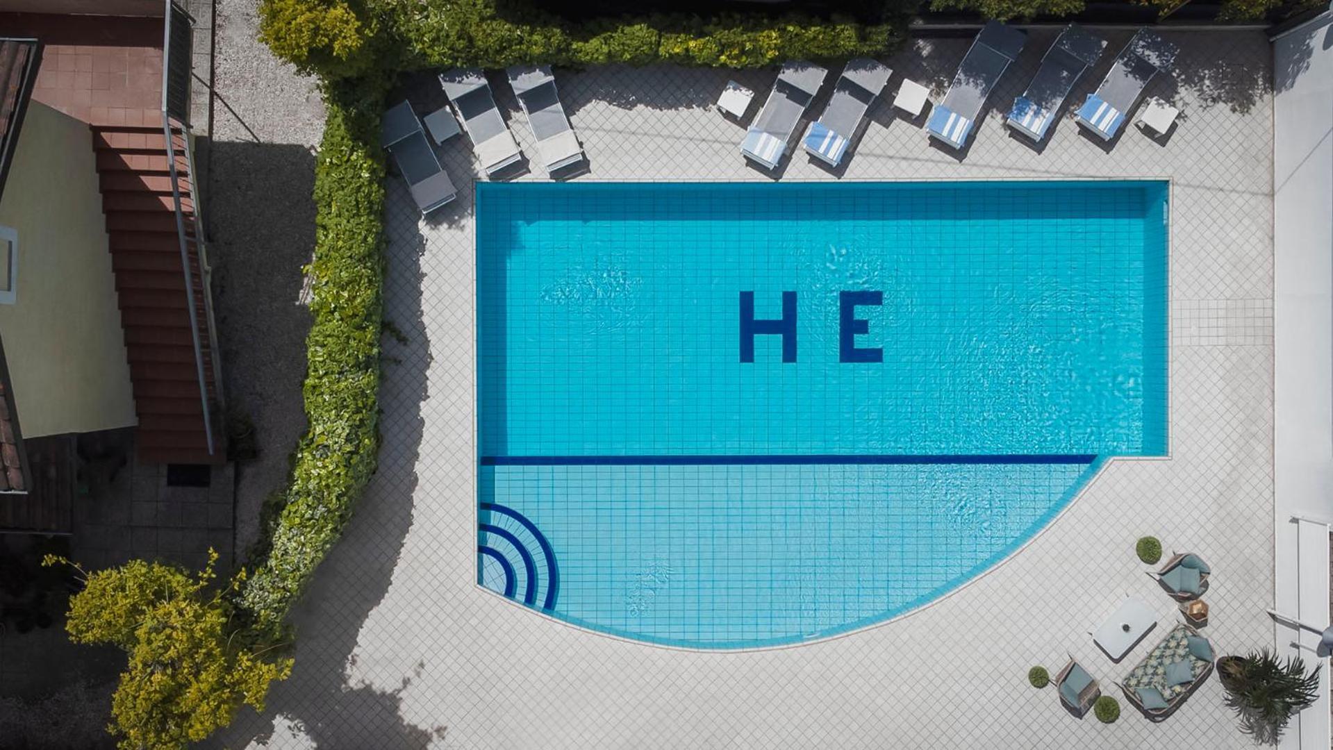 Hotel Embassy Riccione Esterno foto
